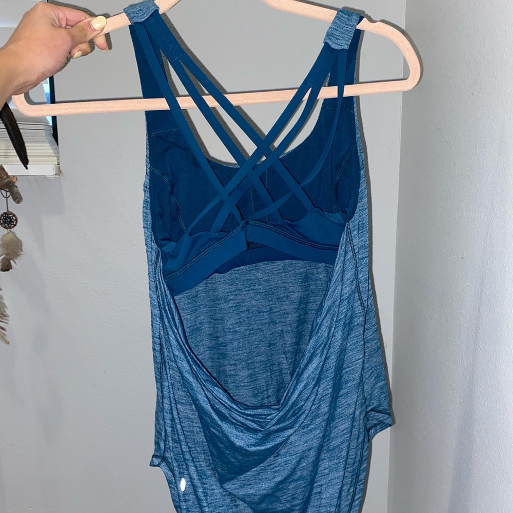Lululemon Tank Top size 4 built-in bra blue